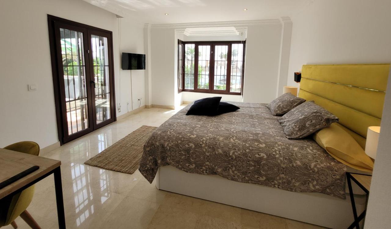 Beach And Golf Resort La Perla Miguel Adults Only Marbella Exterior foto